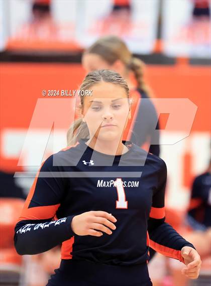 Thumbnail 3 in Grand Saline vs Mineola photogallery.