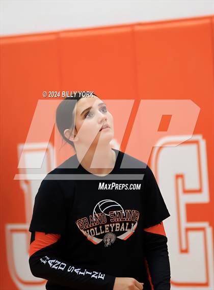 Thumbnail 1 in Grand Saline vs Mineola photogallery.