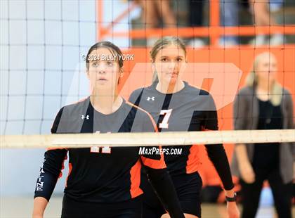 Thumbnail 1 in Grand Saline vs Mineola photogallery.