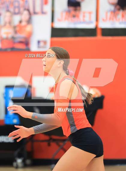 Thumbnail 1 in Grand Saline vs Mineola photogallery.
