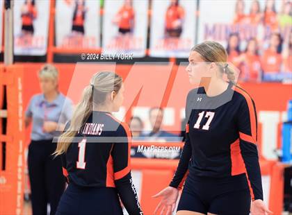 Thumbnail 2 in Grand Saline vs Mineola photogallery.
