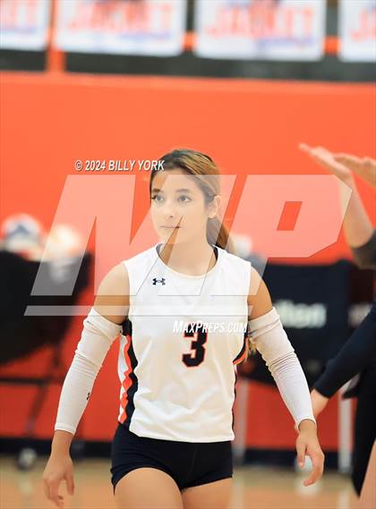 Thumbnail 1 in Grand Saline vs Mineola photogallery.