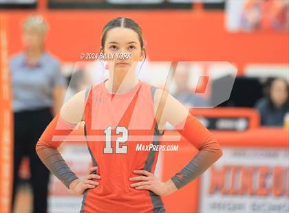 Thumbnail 2 in Grand Saline vs Mineola photogallery.