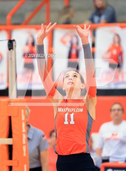 Thumbnail 2 in Grand Saline vs Mineola photogallery.