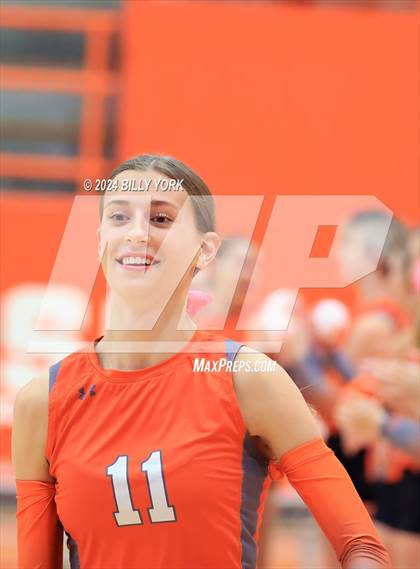 Thumbnail 3 in Grand Saline vs Mineola photogallery.