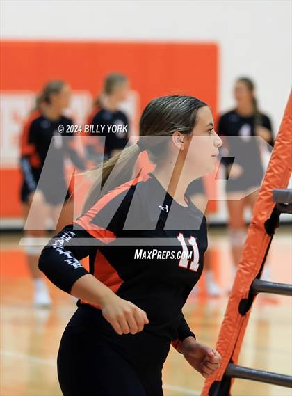 Thumbnail 2 in Grand Saline vs Mineola photogallery.