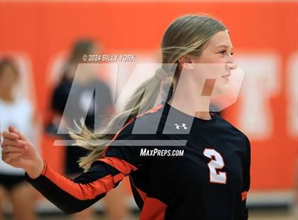 Thumbnail 1 in Grand Saline vs Mineola photogallery.