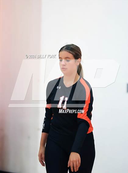 Thumbnail 1 in Grand Saline vs Mineola photogallery.