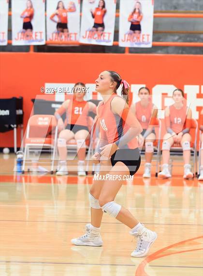 Thumbnail 2 in Grand Saline vs Mineola photogallery.
