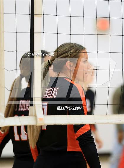 Thumbnail 1 in Grand Saline vs Mineola photogallery.