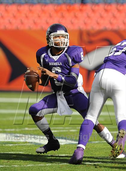 Thumbnail 3 in Monarch vs. Denver South (CHSAA 4A Final) photogallery.