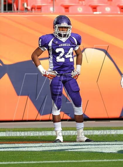 Thumbnail 3 in Monarch vs. Denver South (CHSAA 4A Final) photogallery.