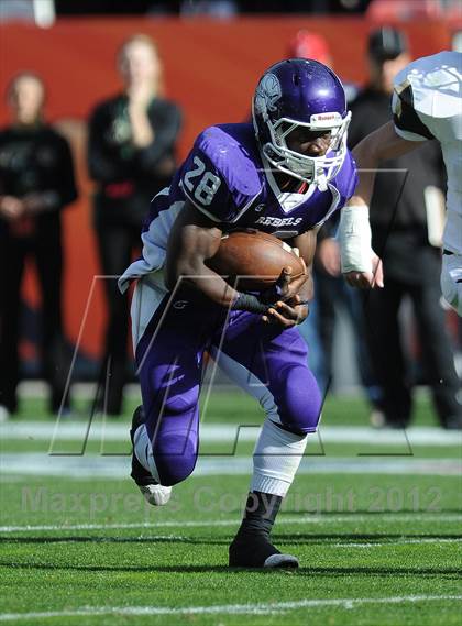 Thumbnail 1 in Monarch vs. Denver South (CHSAA 4A Final) photogallery.