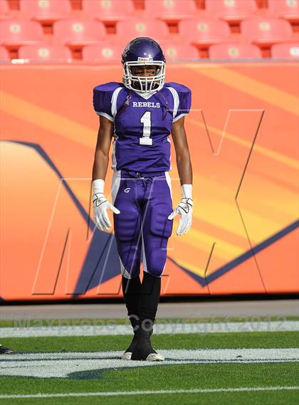 Thumbnail 1 in Monarch vs. Denver South (CHSAA 4A Final) photogallery.