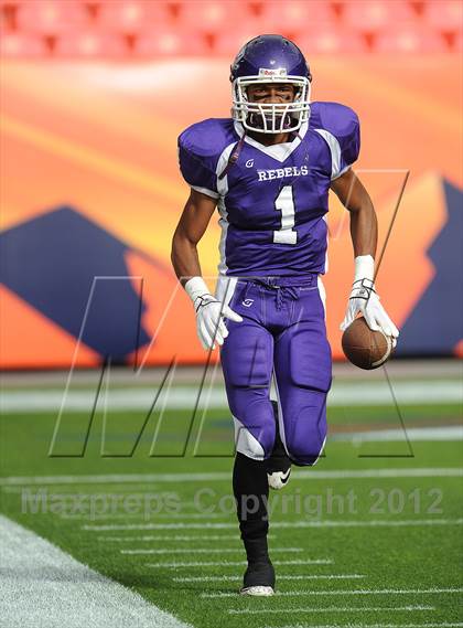 Thumbnail 3 in Monarch vs. Denver South (CHSAA 4A Final) photogallery.