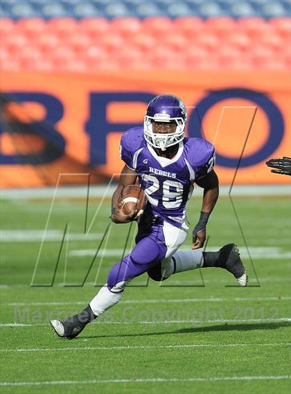 Thumbnail 2 in Monarch vs. Denver South (CHSAA 4A Final) photogallery.