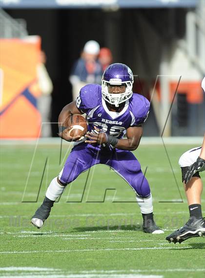 Thumbnail 3 in Monarch vs. Denver South (CHSAA 4A Final) photogallery.