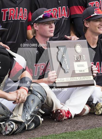 Thumbnail 2 in Glenwood vs. Triad (IHSA 3A Super Sectional) photogallery.
