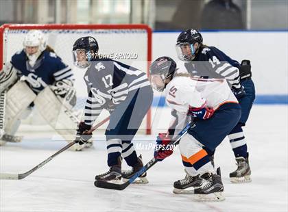 Thumbnail 1 in Milton Academy vs St. Mark's (Harrington Invitational) photogallery.