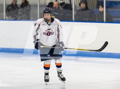 Thumbnail 2 in Milton Academy vs St. Mark's (Harrington Invitational) photogallery.