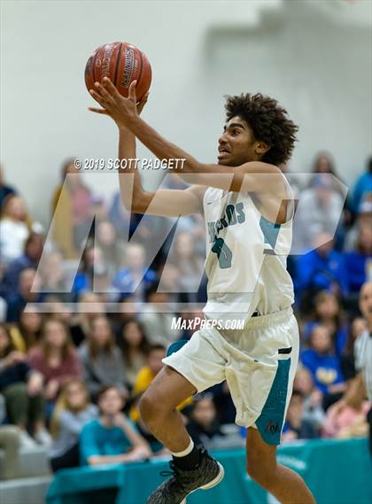 Thumbnail 1 in San Pasqual vs. Del Lago Academy (CIF SDS D5 Semifinal) photogallery.