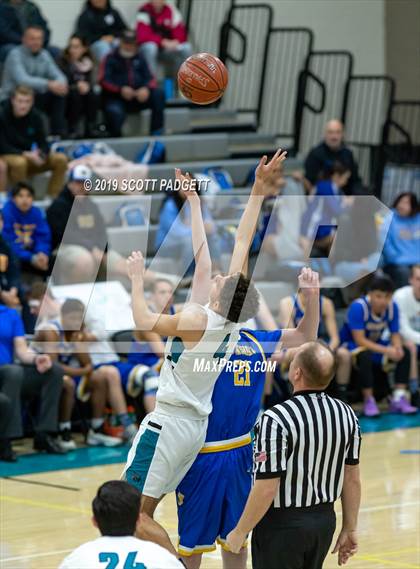 Thumbnail 1 in San Pasqual vs. Del Lago Academy (CIF SDS D5 Semifinal) photogallery.