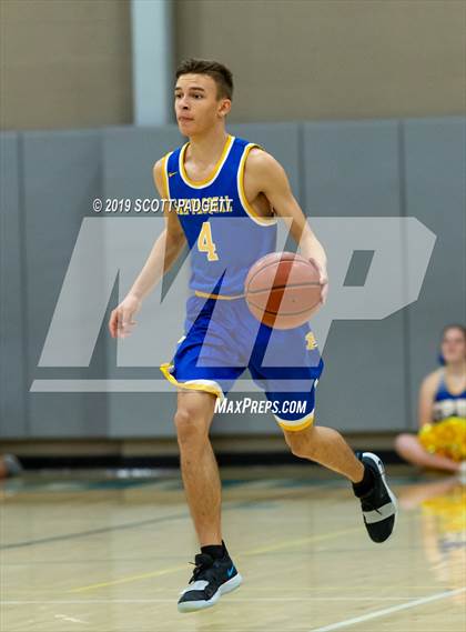 Thumbnail 3 in San Pasqual vs. Del Lago Academy (CIF SDS D5 Semifinal) photogallery.