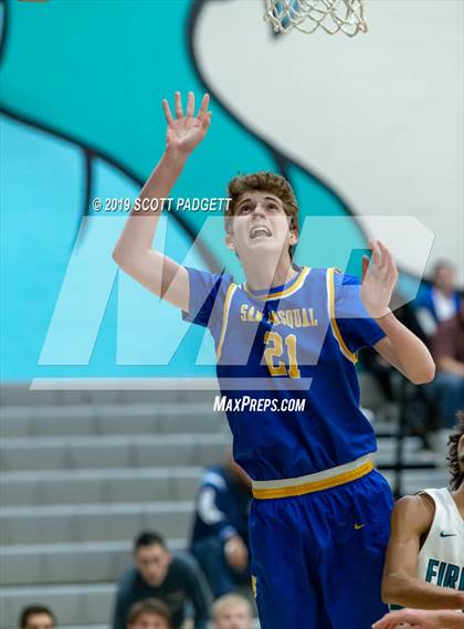 Thumbnail 2 in San Pasqual vs. Del Lago Academy (CIF SDS D5 Semifinal) photogallery.