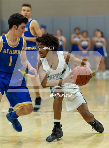 Thumbnail 1 in San Pasqual vs. Del Lago Academy (CIF SDS D5 Semifinal) photogallery.
