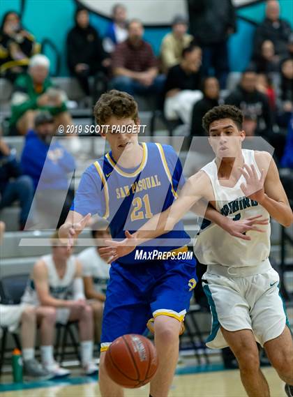 Thumbnail 1 in San Pasqual vs. Del Lago Academy (CIF SDS D5 Semifinal) photogallery.