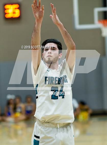 Thumbnail 2 in San Pasqual vs. Del Lago Academy (CIF SDS D5 Semifinal) photogallery.