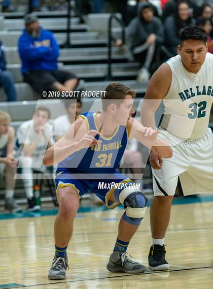 Thumbnail 3 in San Pasqual vs. Del Lago Academy (CIF SDS D5 Semifinal) photogallery.