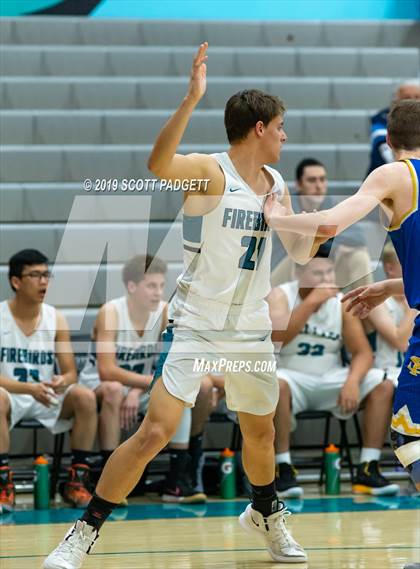 Thumbnail 1 in San Pasqual vs. Del Lago Academy (CIF SDS D5 Semifinal) photogallery.