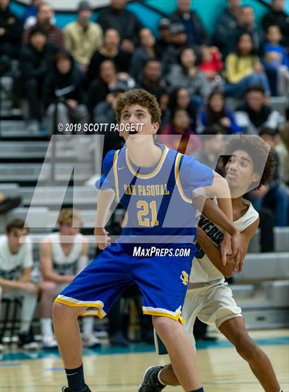Thumbnail 1 in San Pasqual vs. Del Lago Academy (CIF SDS D5 Semifinal) photogallery.