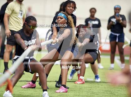 Thumbnail 1 in Tug of War Challenge (Nike Summer Tournament) photogallery.