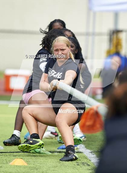 Thumbnail 2 in Tug of War Challenge (Nike Summer Tournament) photogallery.