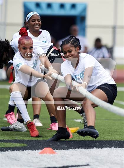 Thumbnail 2 in Tug of War Challenge (Nike Summer Tournament) photogallery.