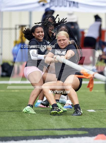 Thumbnail 2 in Tug of War Challenge (Nike Summer Tournament) photogallery.
