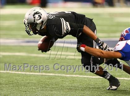 Thumbnail 3 in Cooper vs. Guyer (5A Region 1 Division 2 Semifinals) photogallery.