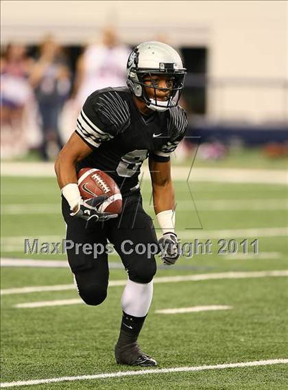Thumbnail 2 in Cooper vs. Guyer (5A Region 1 Division 2 Semifinals) photogallery.