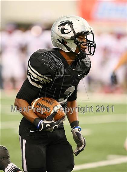 Thumbnail 1 in Cooper vs. Guyer (5A Region 1 Division 2 Semifinals) photogallery.