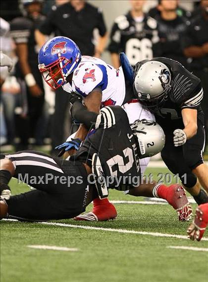 Thumbnail 2 in Cooper vs. Guyer (5A Region 1 Division 2 Semifinals) photogallery.