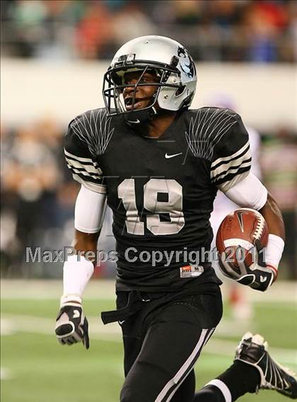 Thumbnail 2 in Cooper vs. Guyer (5A Region 1 Division 2 Semifinals) photogallery.