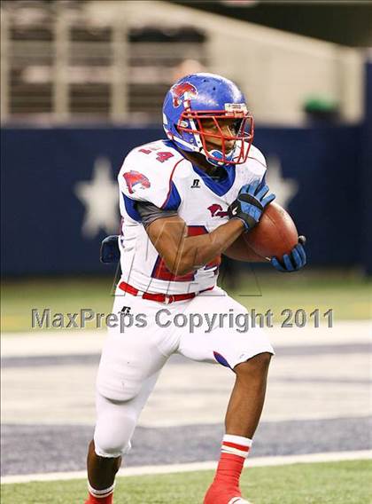 Thumbnail 3 in Cooper vs. Guyer (5A Region 1 Division 2 Semifinals) photogallery.