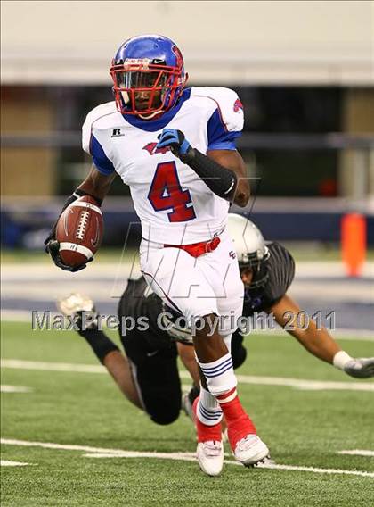 Thumbnail 2 in Cooper vs. Guyer (5A Region 1 Division 2 Semifinals) photogallery.