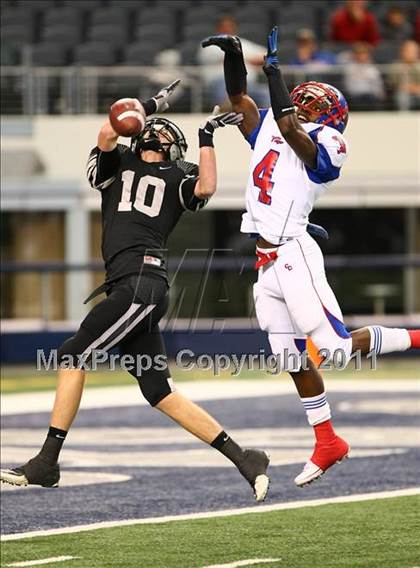 Thumbnail 1 in Cooper vs. Guyer (5A Region 1 Division 2 Semifinals) photogallery.