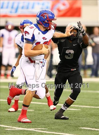 Thumbnail 2 in Cooper vs. Guyer (5A Region 1 Division 2 Semifinals) photogallery.