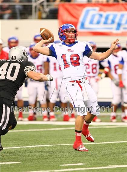 Thumbnail 1 in Cooper vs. Guyer (5A Region 1 Division 2 Semifinals) photogallery.