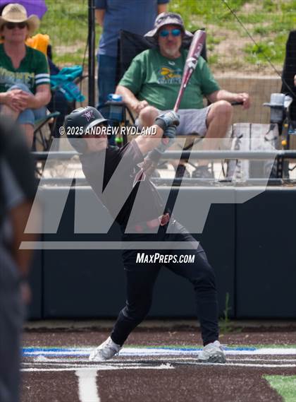 Thumbnail 3 in Pueblo County vs. Windsor (CHSAA 4A Round2) photogallery.