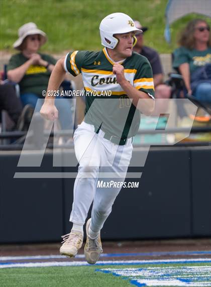 Thumbnail 2 in Pueblo County vs. Windsor (CHSAA 4A Round2) photogallery.